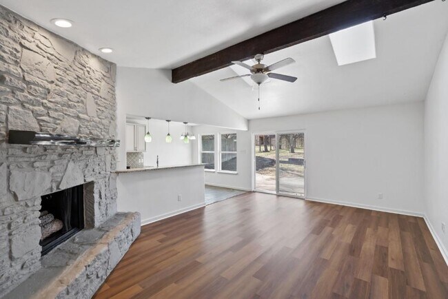 Building Photo - 1519 Gatlinburg Dr