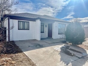 Building Photo - Charming 3-bedroom, 1-bathroom home availa...