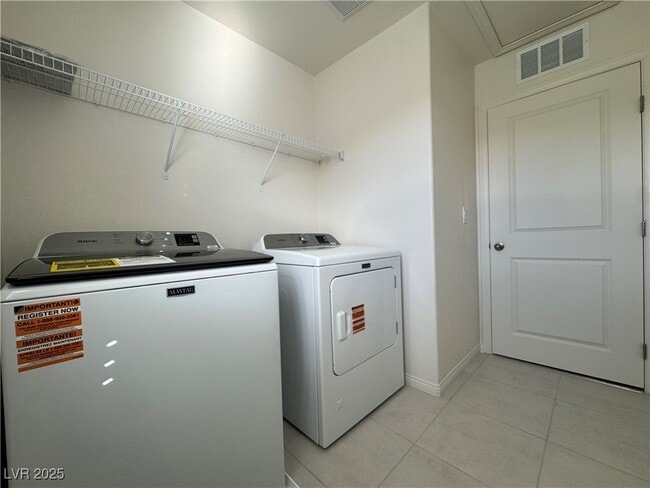 Building Photo - 9143 Rivington Ave