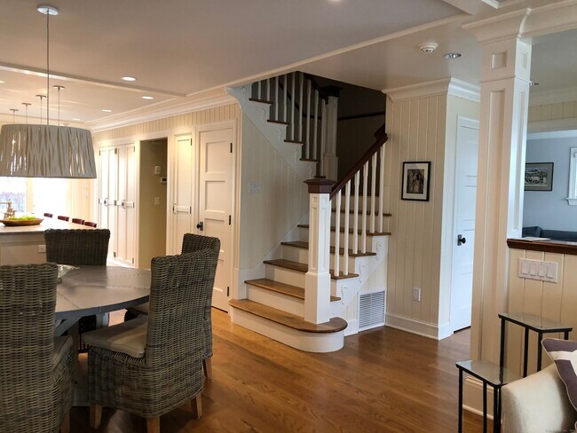 Building Photo - 12 Danbury Ave