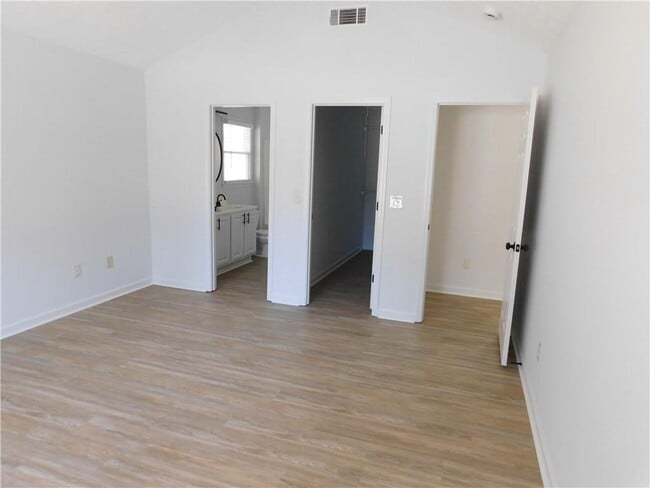 Building Photo - 69 Blue Ridge Overlook Dr