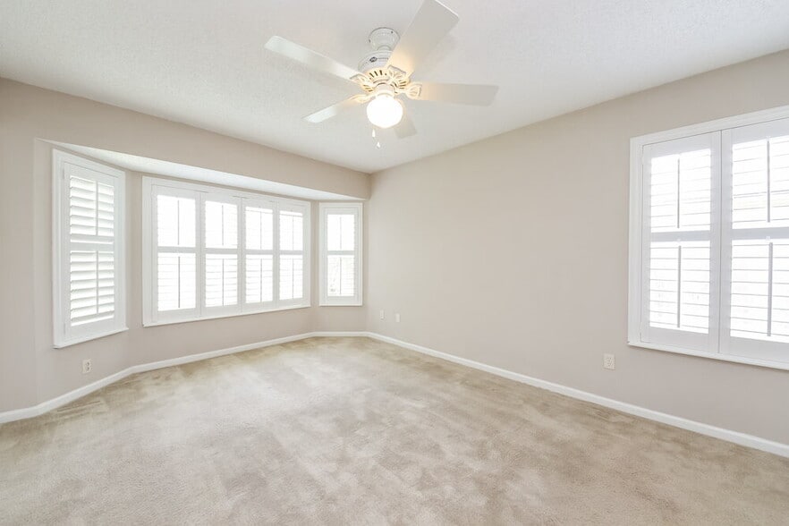 Building Photo - 9732 Chirping Way