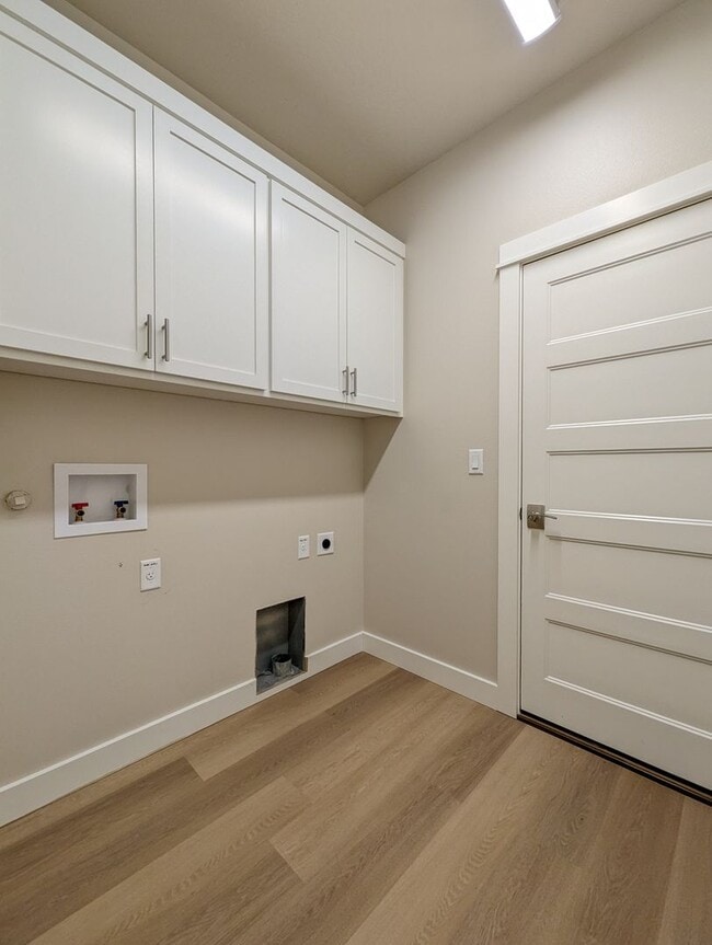 Building Photo - Beautiful 3bed/2bath home in Springfield!