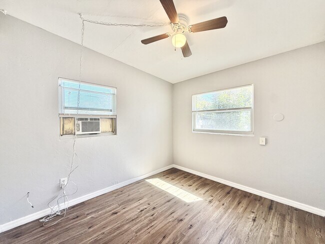 Building Photo - 7111 Onyx Dr N