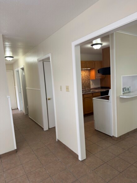 Building Photo - 214 Guidry Rd