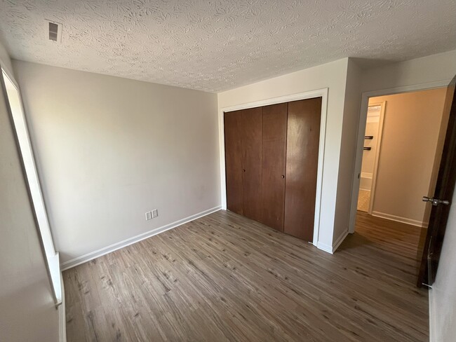 Building Photo - 44710 Beechwood Ct