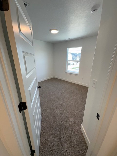 Building Photo - 4447 Templar Dr