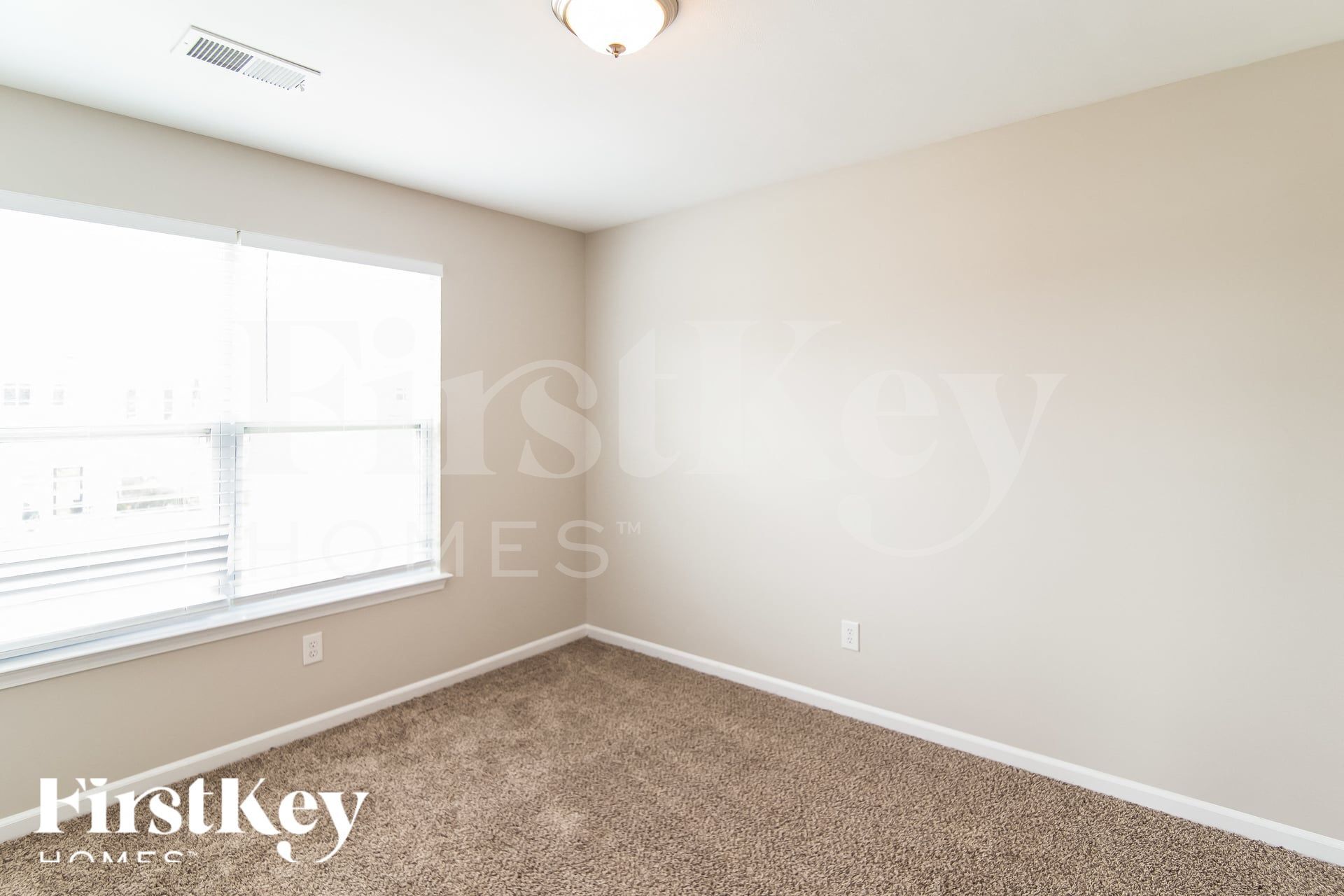 Building Photo - 113 Hyrne Dr