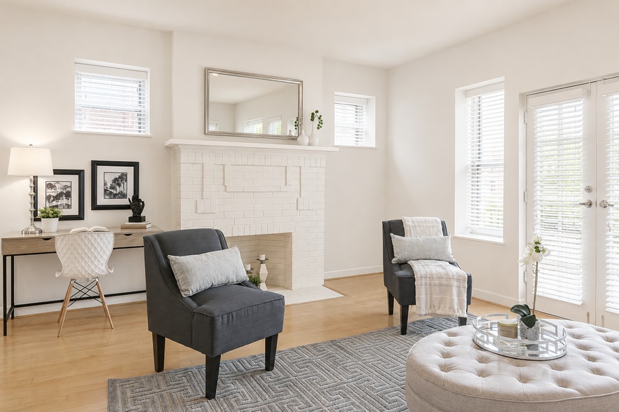Living Room - 5631 Pershing Ave