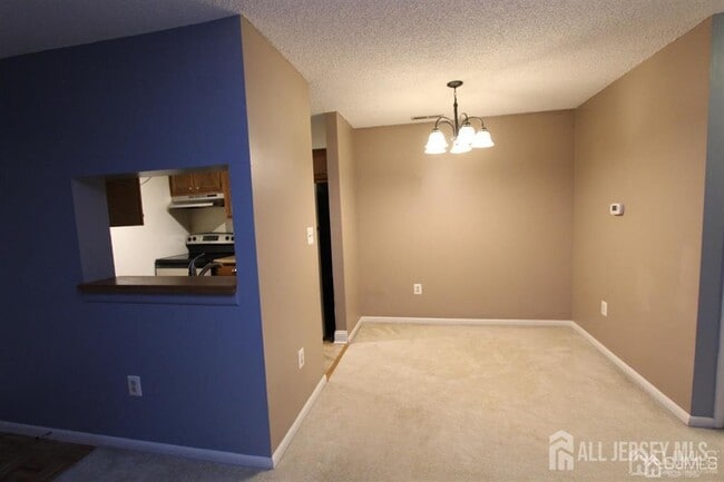 Building Photo - 1508 Ravens Crest Dr