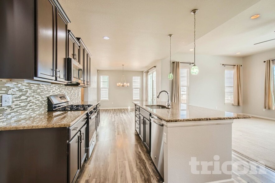 Building Photo - 9516 Juniper Way