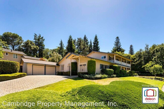 Building Photo - 5 br, 2.5 bath House - 2275 Tioga Drive