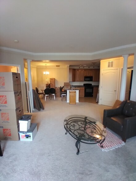 Building Photo - 24701 Byrne Meadow Square