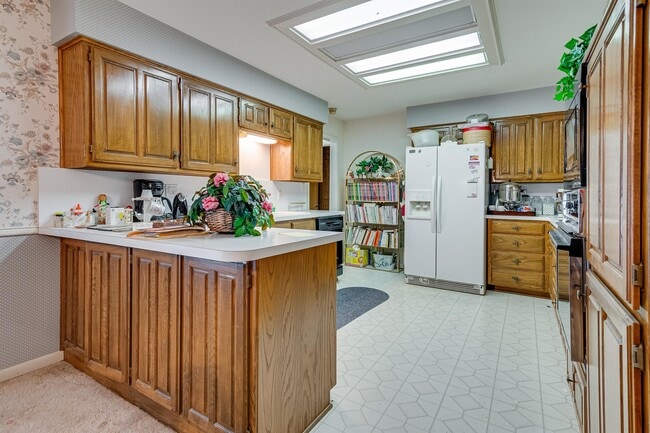 Building Photo - 5130 Vicki St