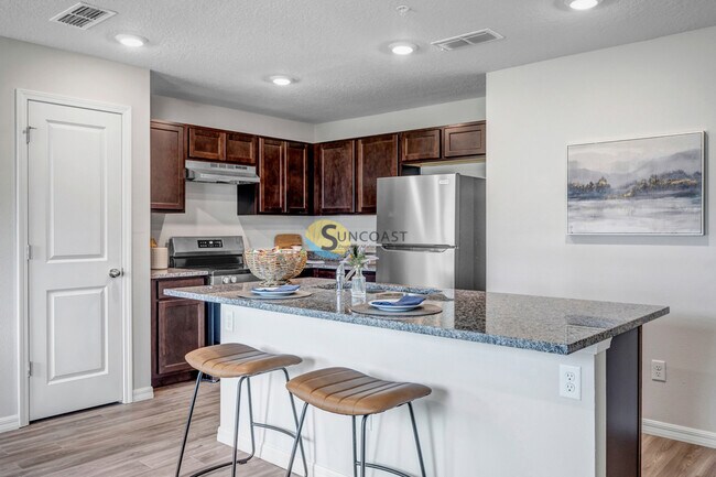 Building Photo - 6473 Sweetbay Ln