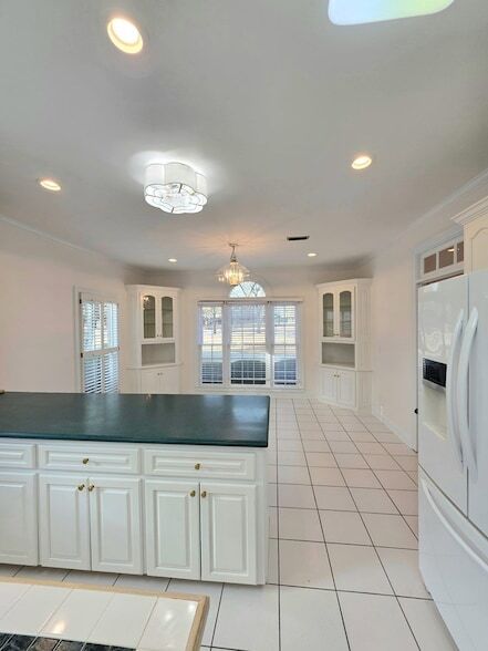 Building Photo - 107 Edinburgh Way