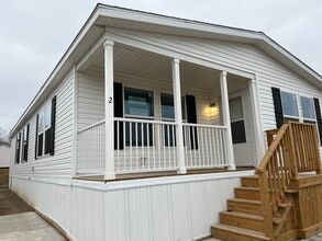 Building Photo - 2 Sycamore