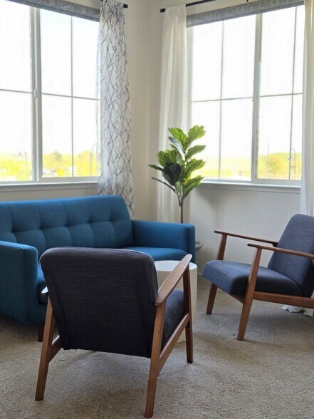 Building Photo - 2413 Village Square Blvd