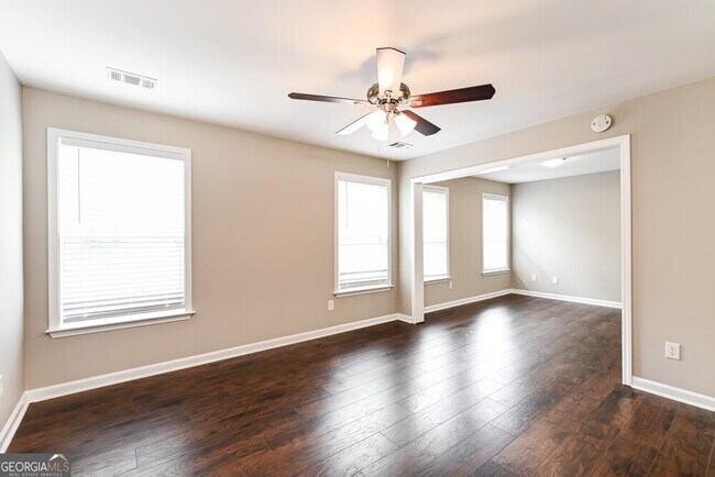 Building Photo - 361 Grayson Way