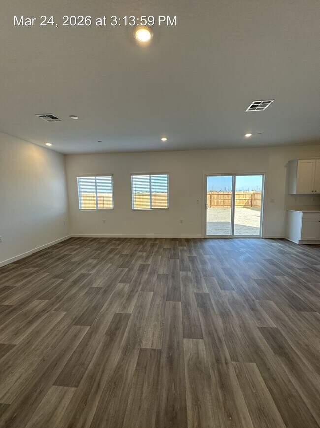 Building Photo - Newly Built Home located SE Visalia!  Rent Ready!