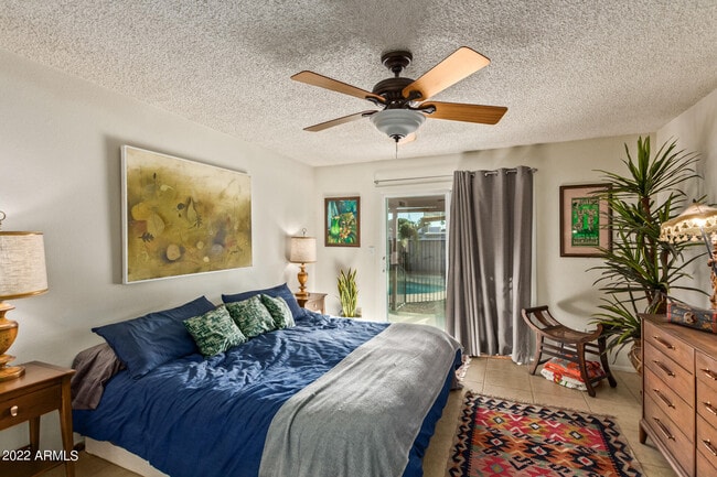 Building Photo - 12728 N 40th Pl