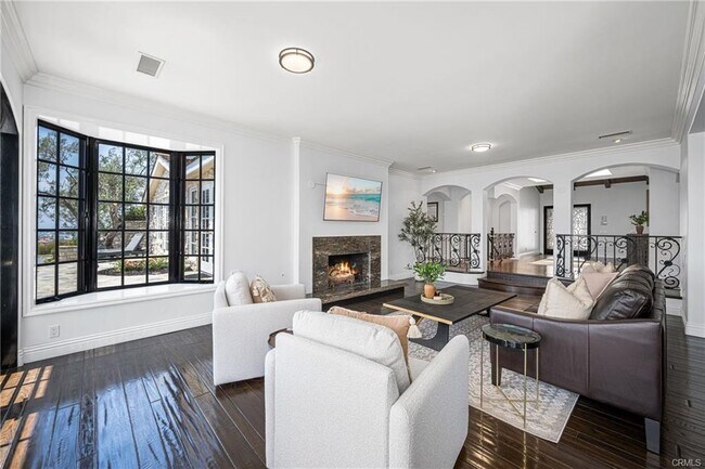 Building Photo - 1541 Dolphin Terrace