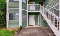 Building Photo - 909 Orchid Pl