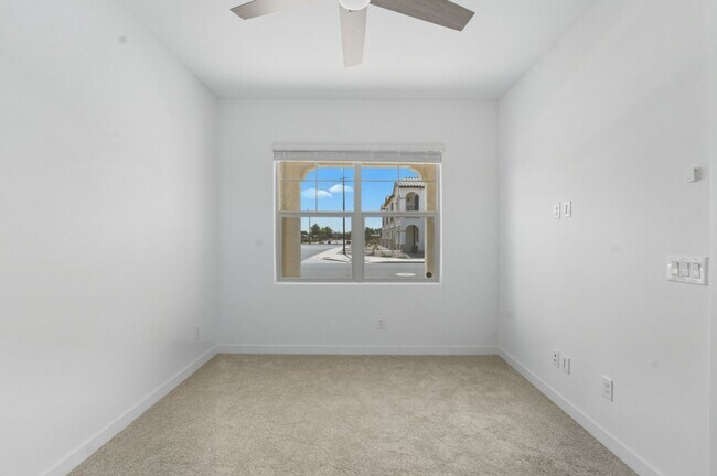 Building Photo - Like Brand New Luxurious Modern 3 Bedroom 2 Bath Townhome in Warner Meadow – Rare Rental Opportun...