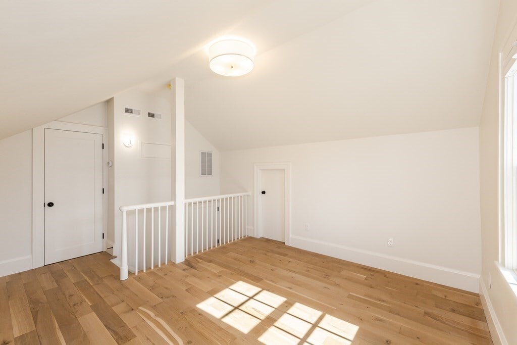 Building Photo - 229 Concord Ave