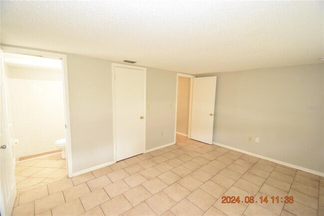 Building Photo - 8023 Wet Rock Row