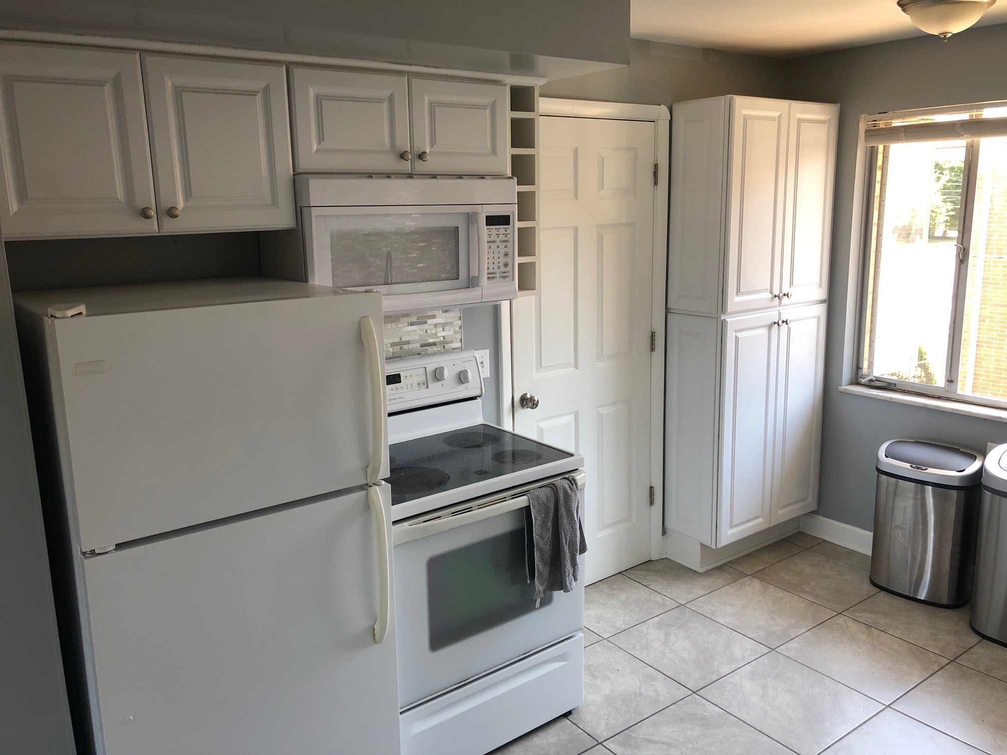 Building Photo - 3442 Warren Rd