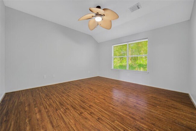 Building Photo - 230 W Stedhill Loop