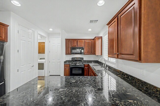 Building Photo - 2435 Cordoba Bluff Ct