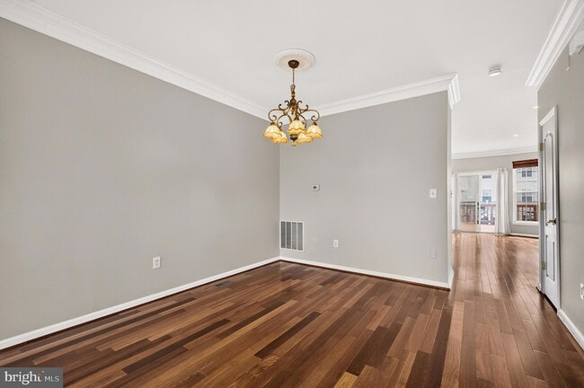 Building Photo - 6805 Oregano Ln