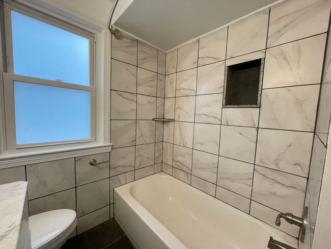 Building Photo - 52 Gould Ave