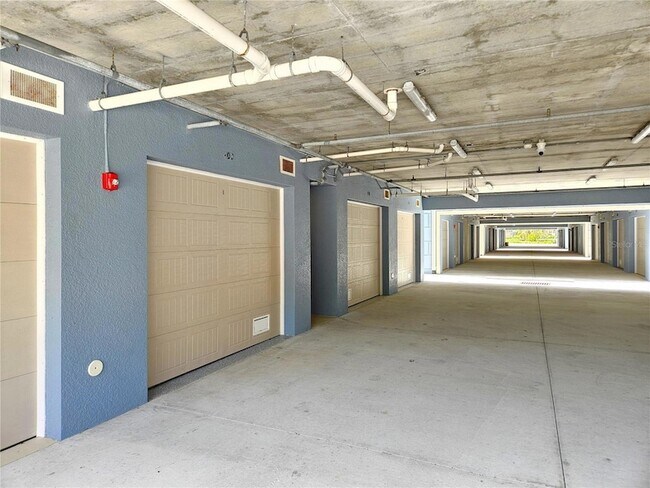 Building Photo - 503 N Tamiami Trail
