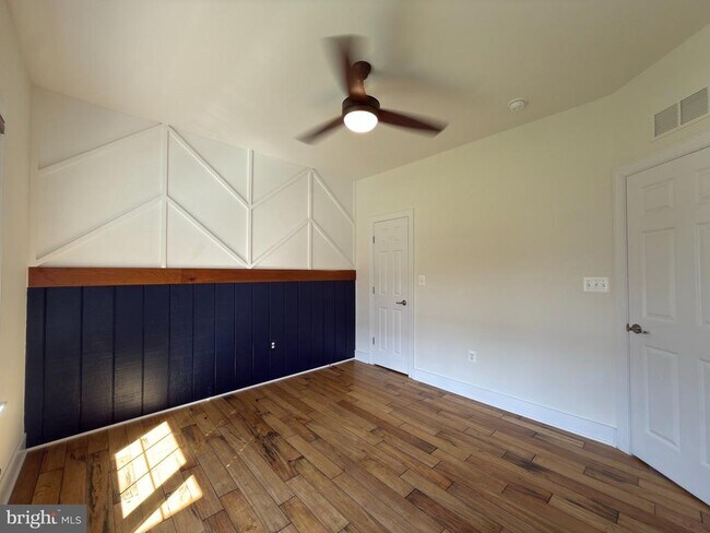 Building Photo - 8 Ramsdell Ct