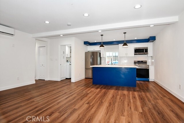 Building Photo - 1391 Grand Ave