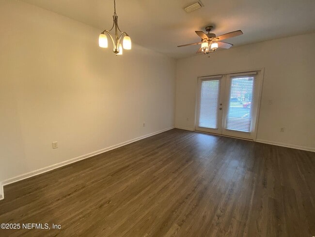 Building Photo - 1524 Fieldview Dr