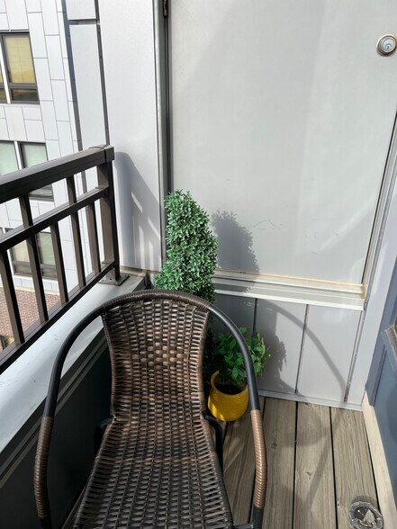 Building Photo - 7600 Lyndale Ave S