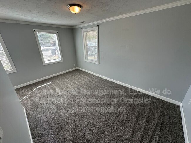 Building Photo - 316 W Elm St