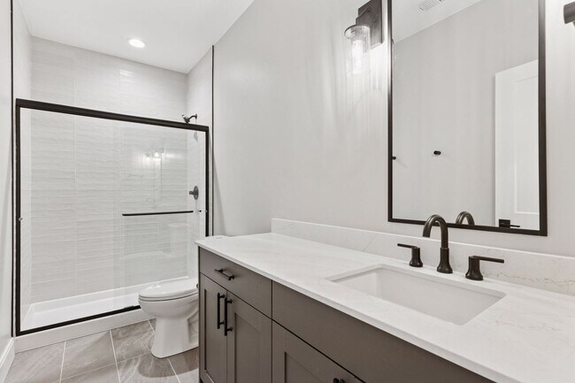 Building Photo - New Charming Berthoud Home with Modern Com...