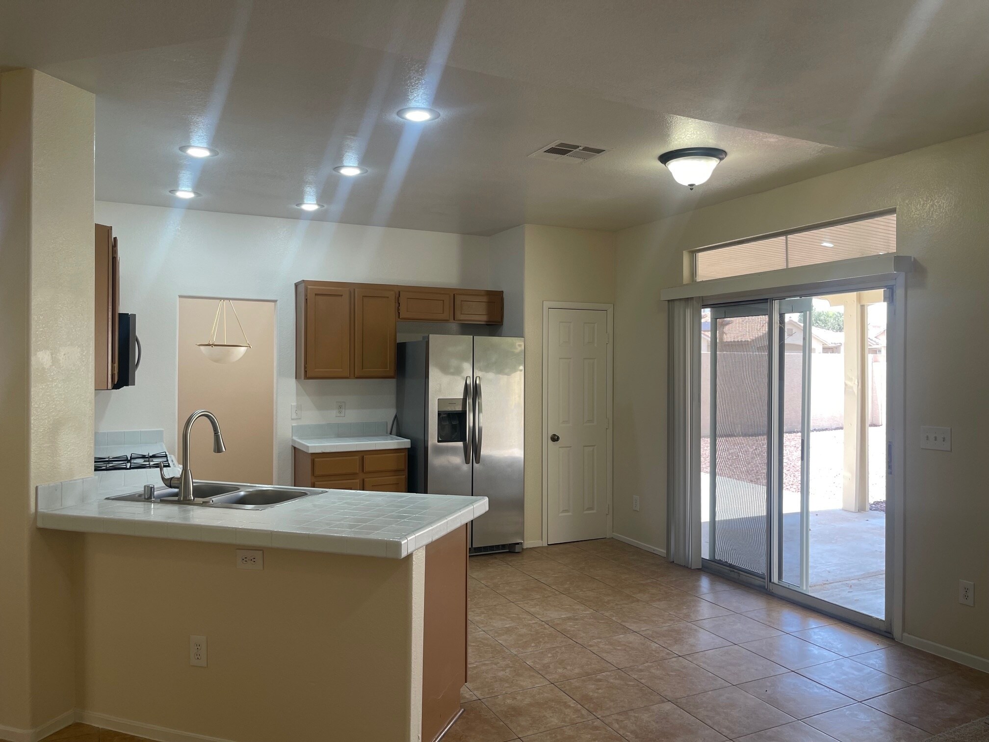 Building Photo - 8040 Tailwind Ave