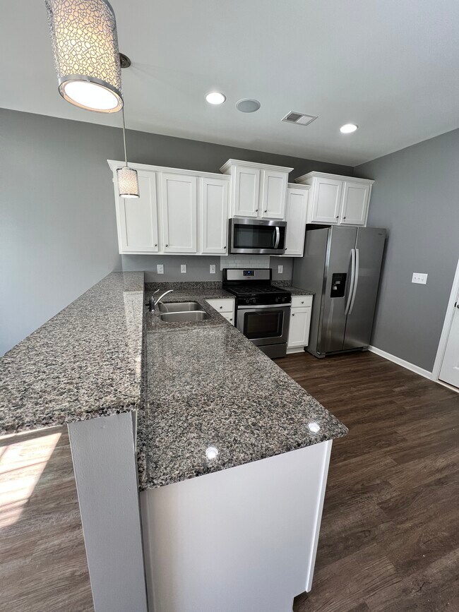 Building Photo - 117 Wheaton Ct