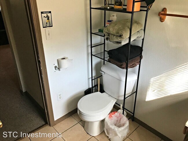 Building Photo - 2 br, 1 bath House - 419 W. Chandler