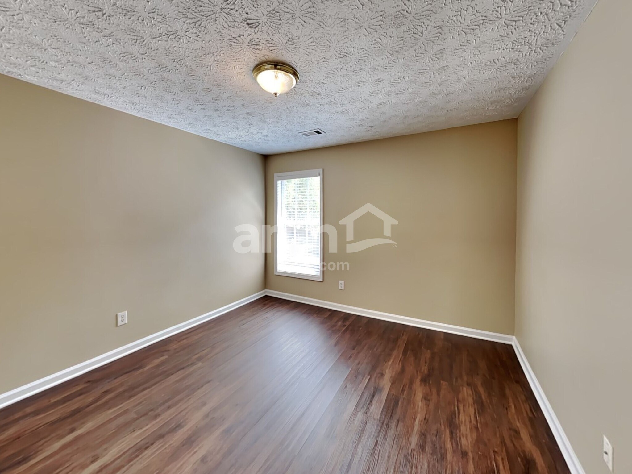 Building Photo - 4015 River Green Pkwy