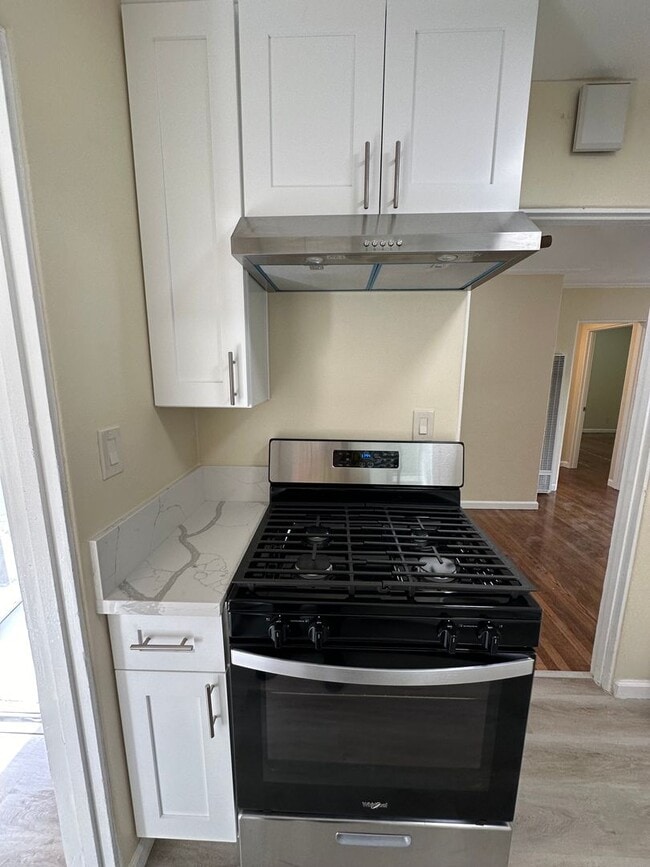 Building Photo - 317 Richfield Ave