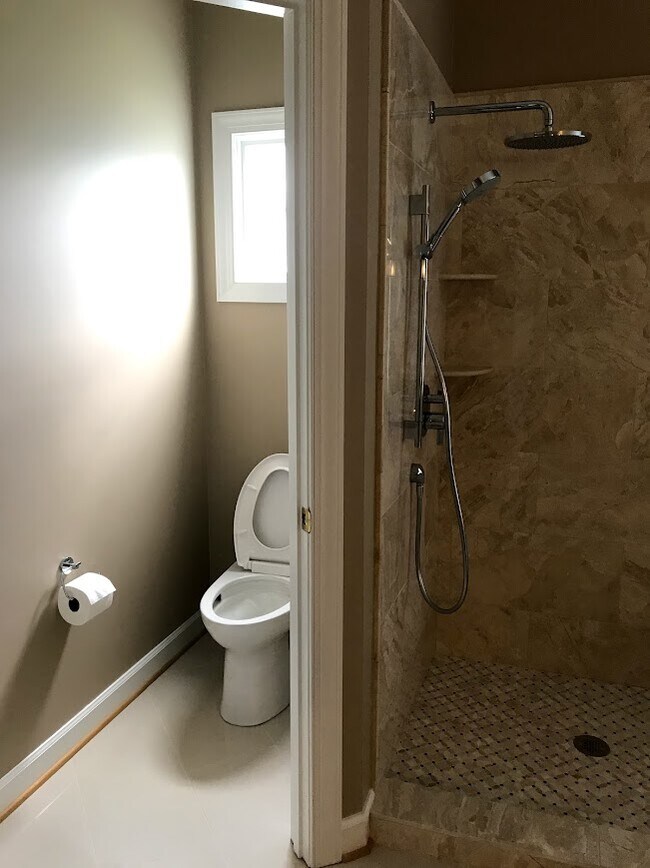 Building Photo - 11401 Crownwood Ln