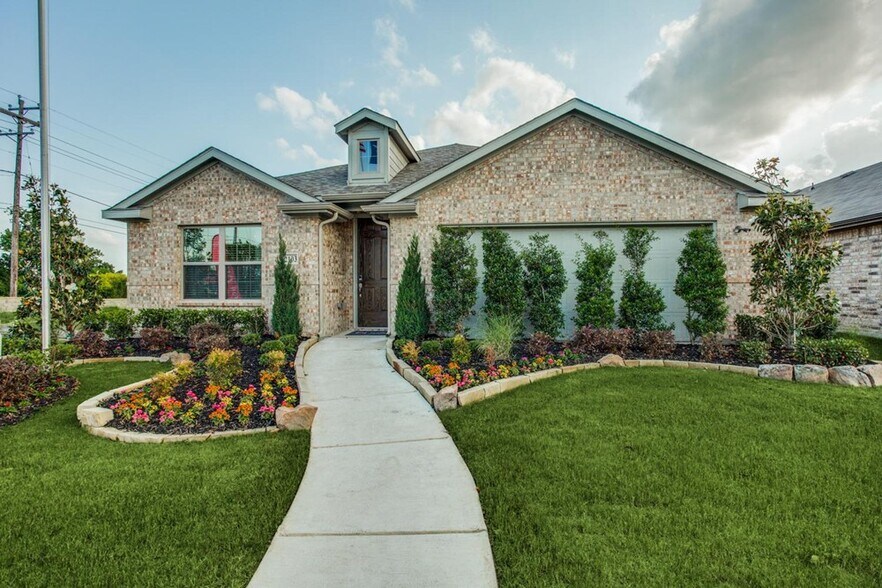 Primary Photo - 2103 Silsbee Ct