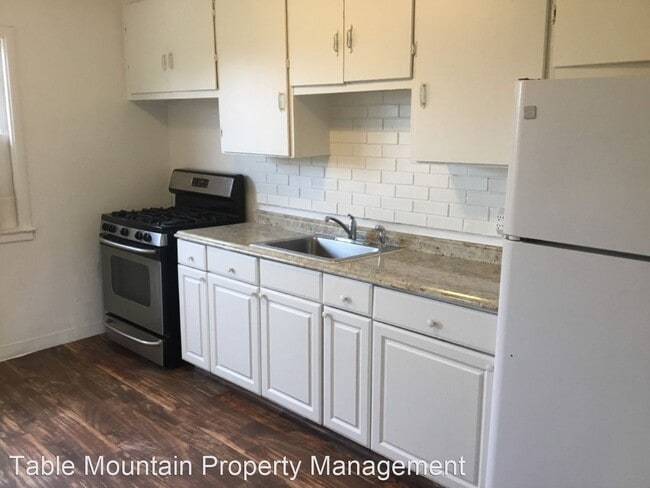 Building Photo - 4 br, 2 bath House - 3471 Stauss Ave